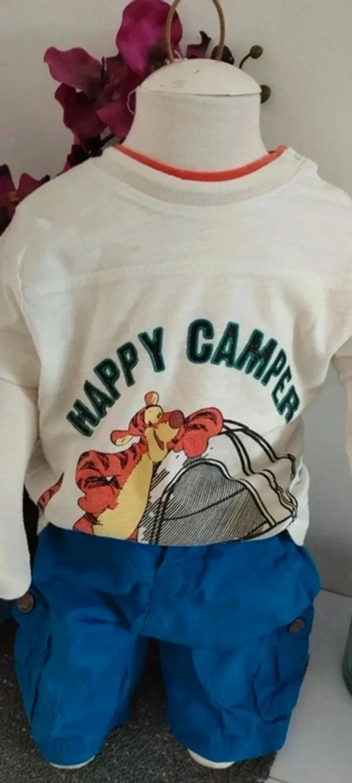 T-shirt Tigrou  et Short Cargo Bleu  - Taille 18 mois - photo numéro 3