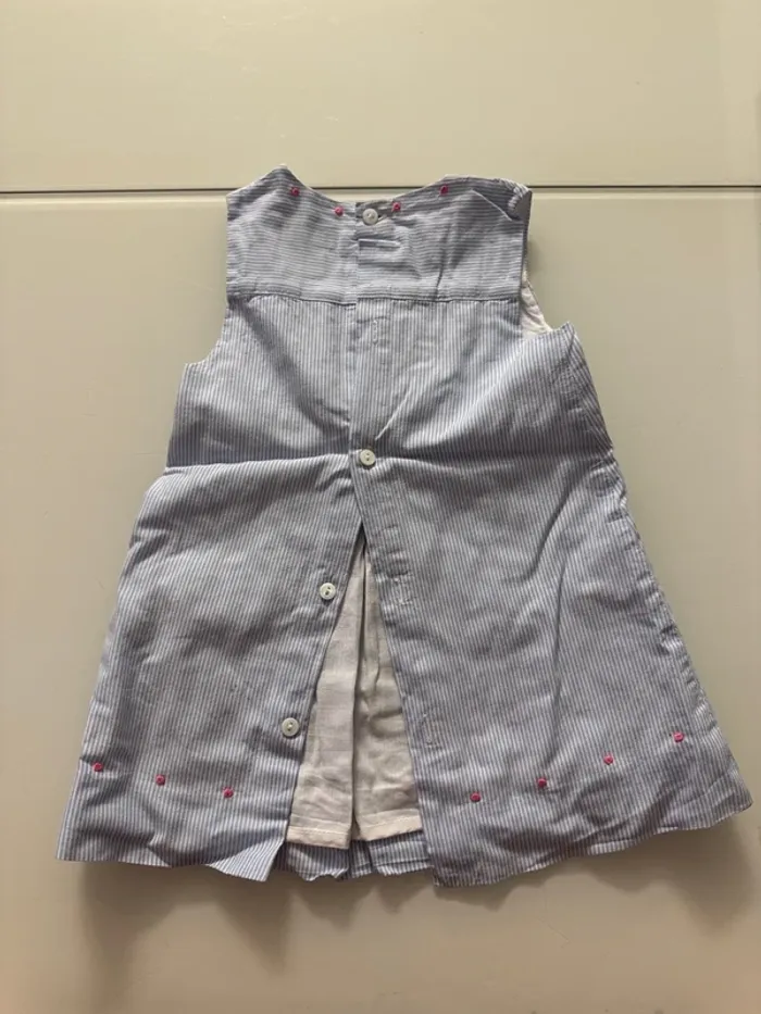 Robe 6 mois - photo numéro 2