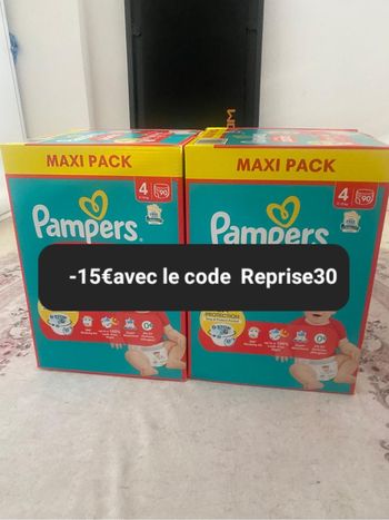 2 carton de couches Pampers taille 4