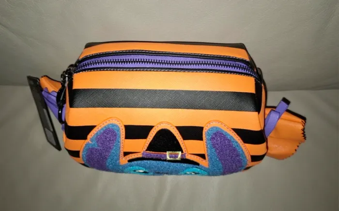 Sac à bandoulière stitch disney loungefly 
bonbon - photo numéro 2