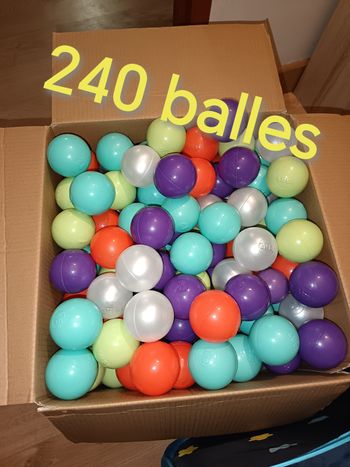 240 balles