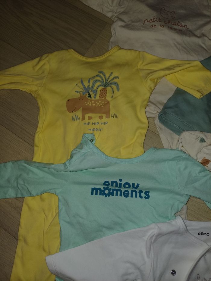 Pyjama x5 - photo numéro 2