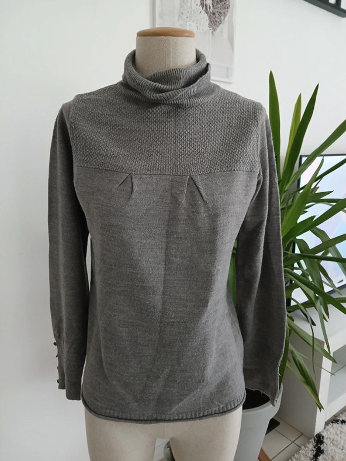 Pull gris Taille L🌿💝 - photo numéro 2