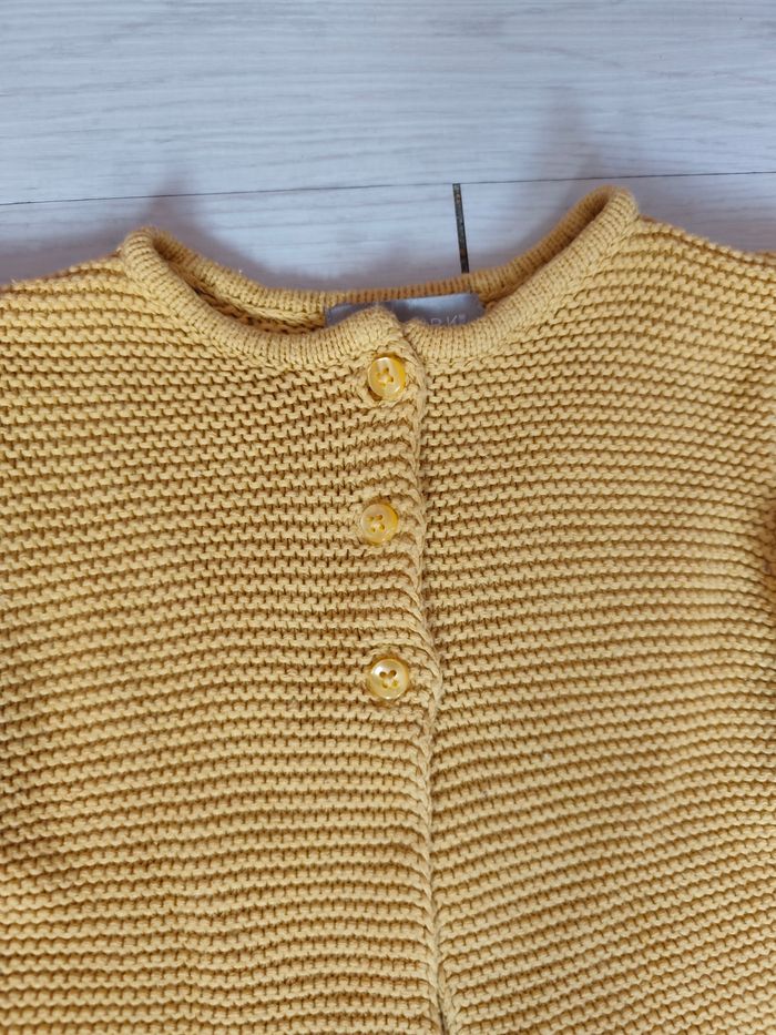 ✨ Gilet en Maille Moutarde – Primark ✨ - photo numéro 3