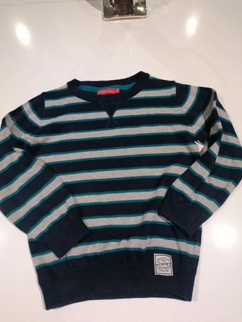 Pull T 8 ans 🧑🏻