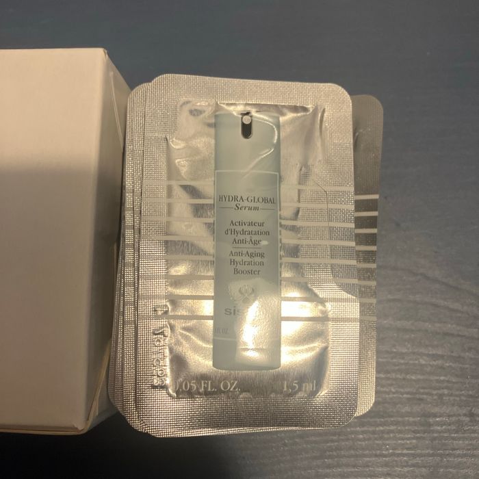 Sisley sérum hydra global