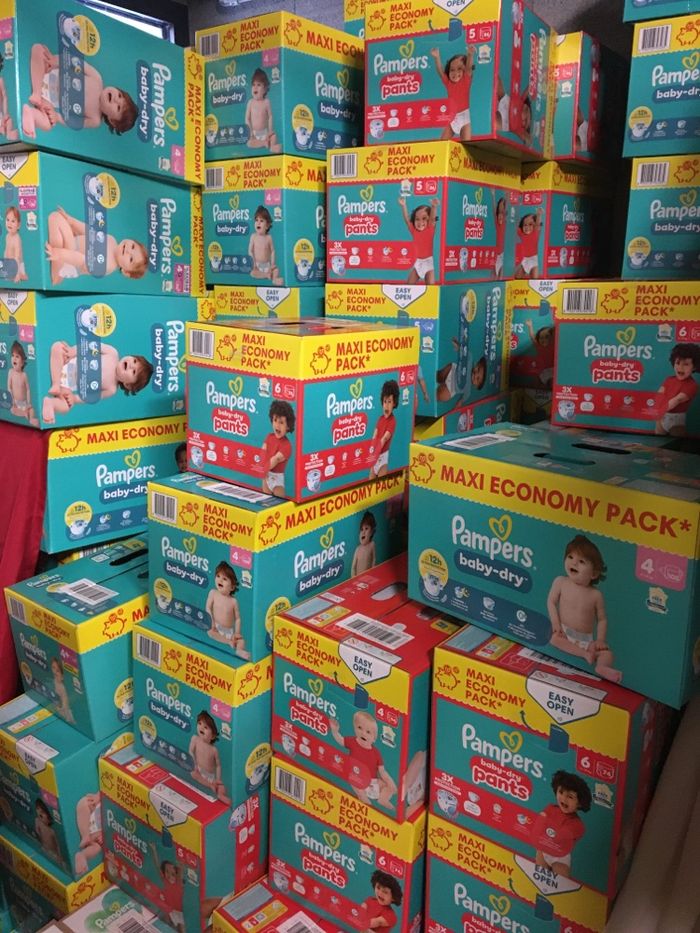 Couches Pampers baby dry pants 3 4 5 et 6
