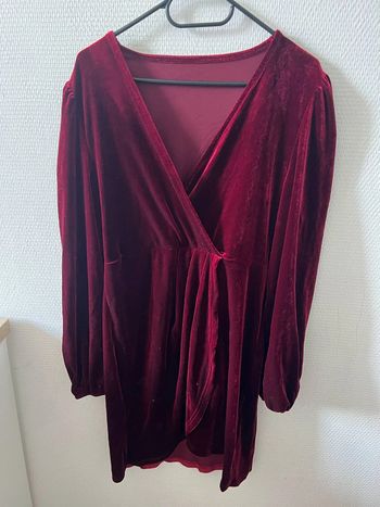 Très belle robe femme effets velours