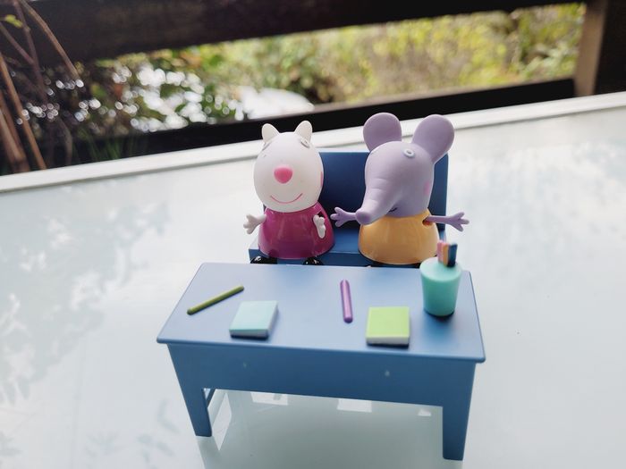 Peppa Pig 🚸 Salle de classe avec 7 personnages 🖍 - photo numéro 6