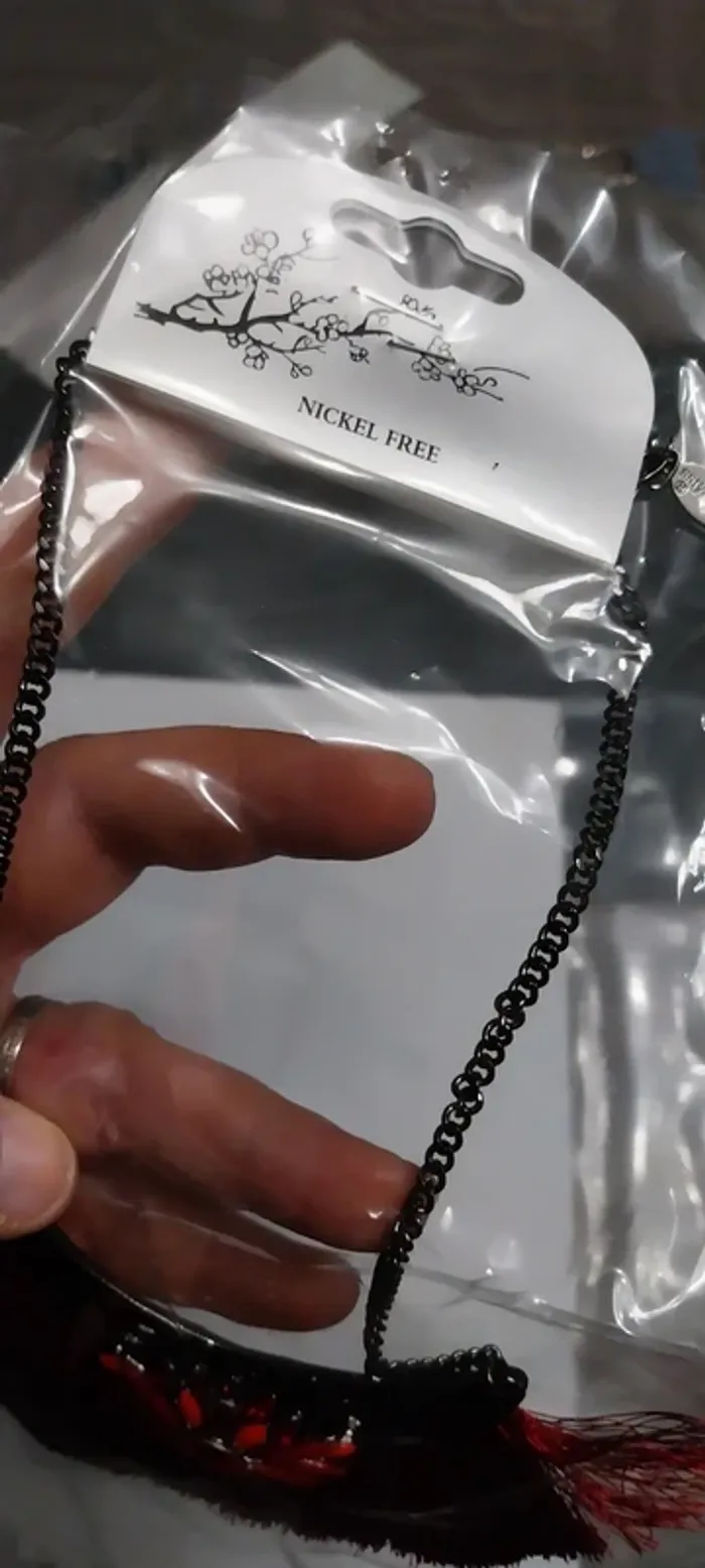 Collier fantaisie neuf - photo numéro 3