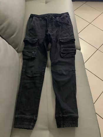 Pantalon type cargo slim noir Taille XS marque FSBN