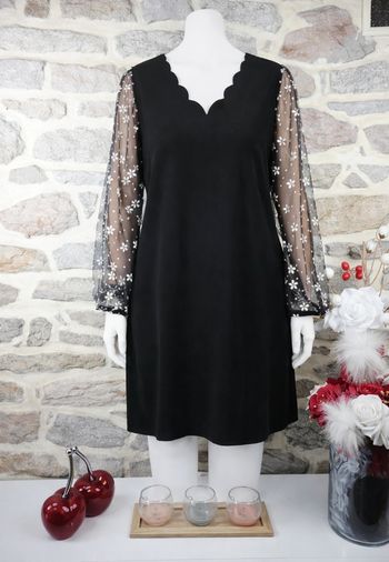 Robe élégante jardin enchanté noire Femme taille 54 marque Asos 🌺 