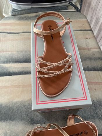 Claquettes taille 39