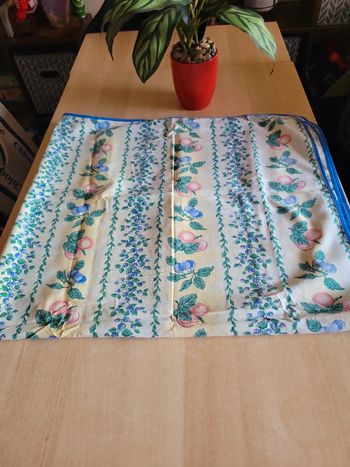 Nappe carré 130x122 cm