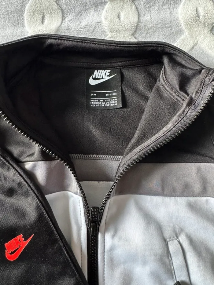 Ensemble Nike - photo numéro 3
