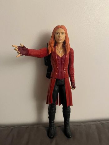 Figurine Scarlet Witch parlante