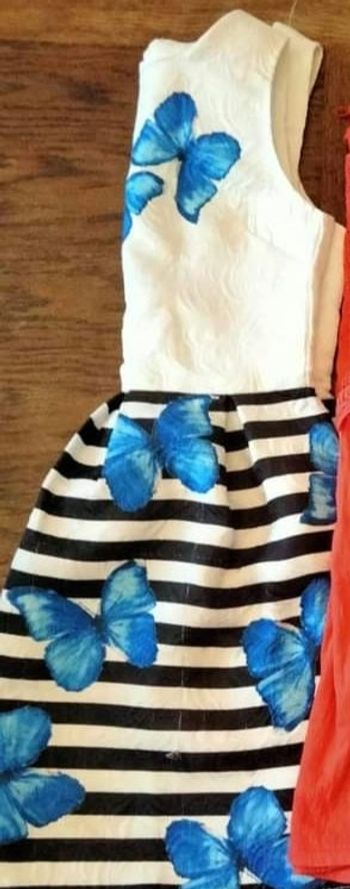 Robe bretelles papillon