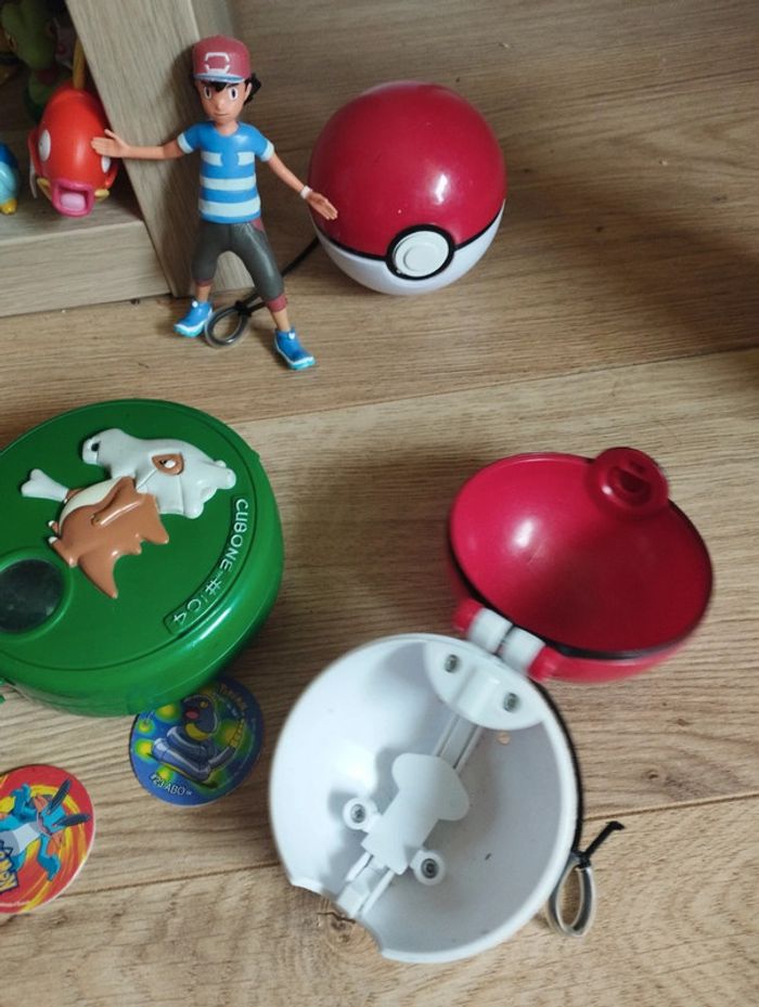 Lot pokémon Bandai et tomy Nintendo officiel - photo numéro 5