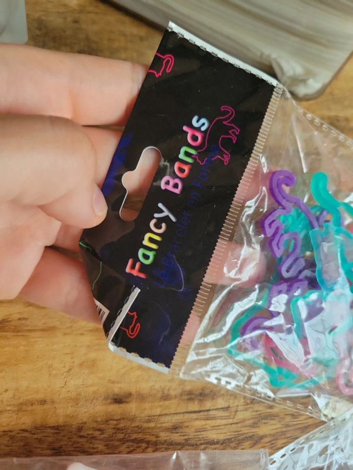 Bracelet change forme élastique enfant forme idéal piniata - photo numéro 2