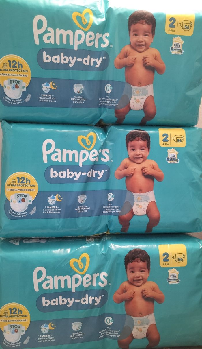 3paquets de couche bébé taille 2/168coucjes