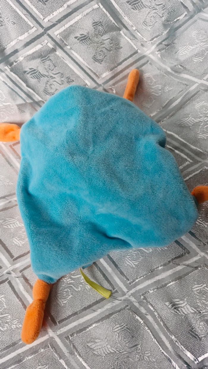 Doudou plat Éléphant  U tout petits - photo numéro 3