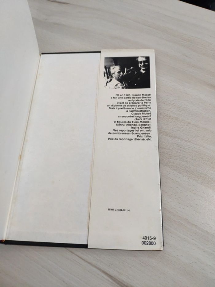 Livre grand format ma forêt au bord du grand fleuve Bastos Mossé aventure Amazonie - photo numéro 10