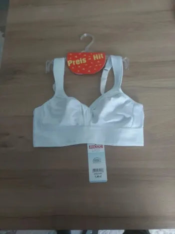 lot de 3 soutien gorge  blanc taille 80Bde marque allemande ascot neuf