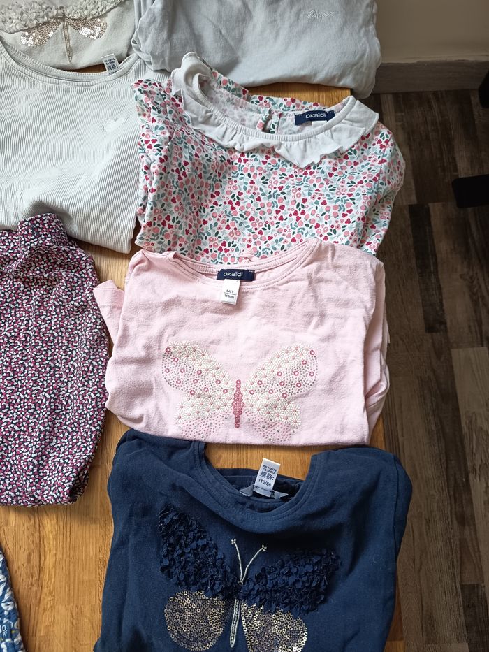 Lot vêtements 5/6  ans fille - photo numéro 2