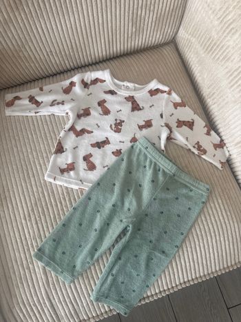 Pyjamas deux pièces bébé velours 