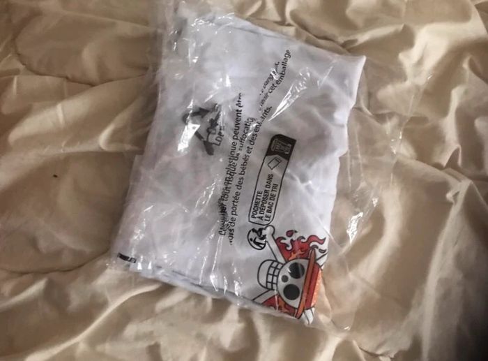 T-shirt One Pièce Burger King collector en taille M - photo numéro 19
