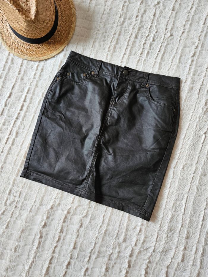 Jupe marron foncé enduit taille 36 Camaieu
