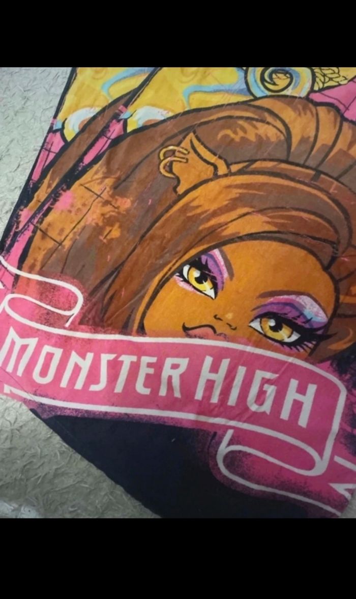 Lot ou à l'unité serviettes "Monster high" 100% coton comme neuves - photo numéro 5