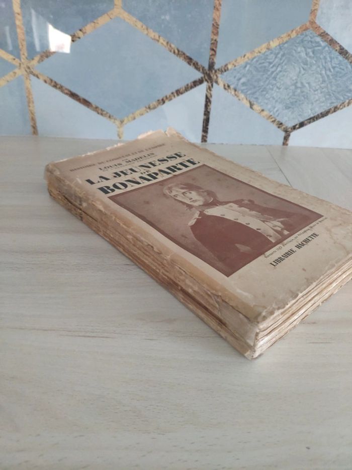 Livre la jeunesse de Bonaparte histoire du consulat et de l'empire Madelin 1943 - photo numéro 3