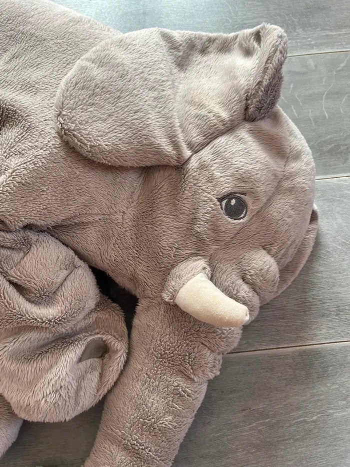 Peluche éléphant - photo numéro 2