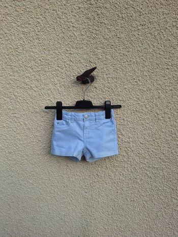 🩳 Short C&A 9 ans