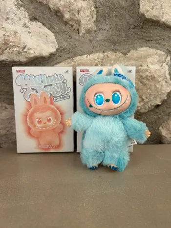 Labubu bleu NEUF