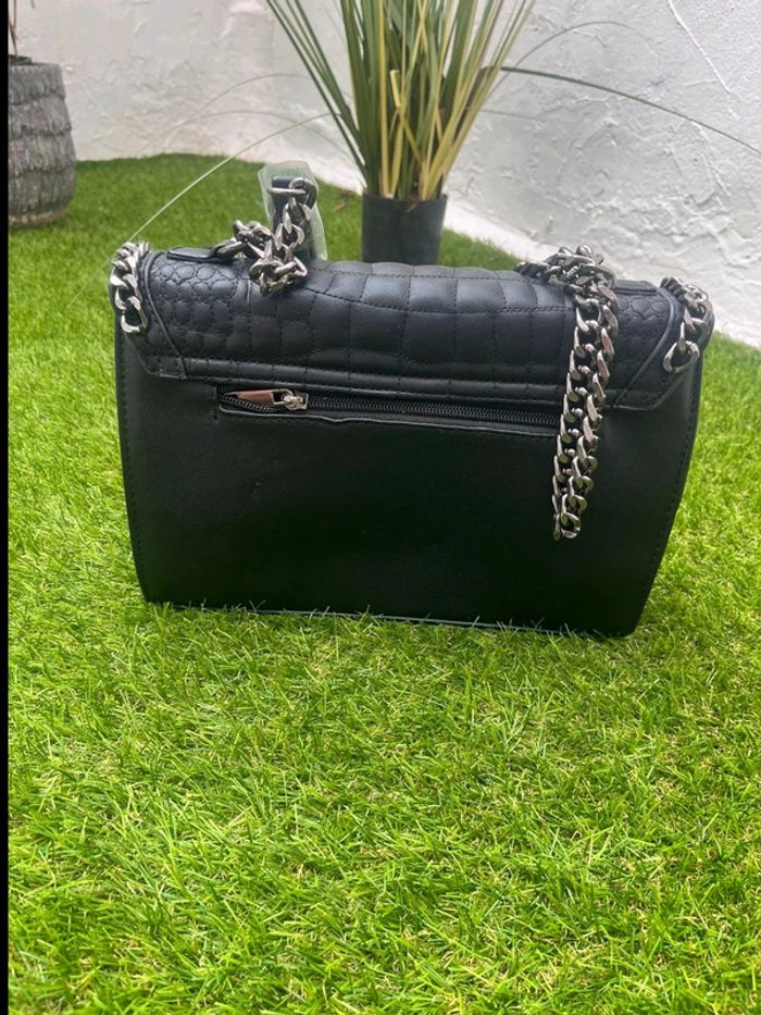Très jolie sac à main à chaîne neuf - photo numéro 2