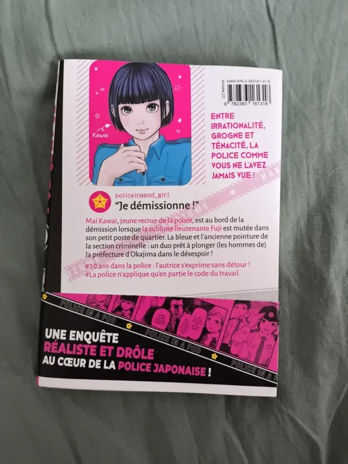 Manga "police in a pod" tome 1 - photo numéro 2