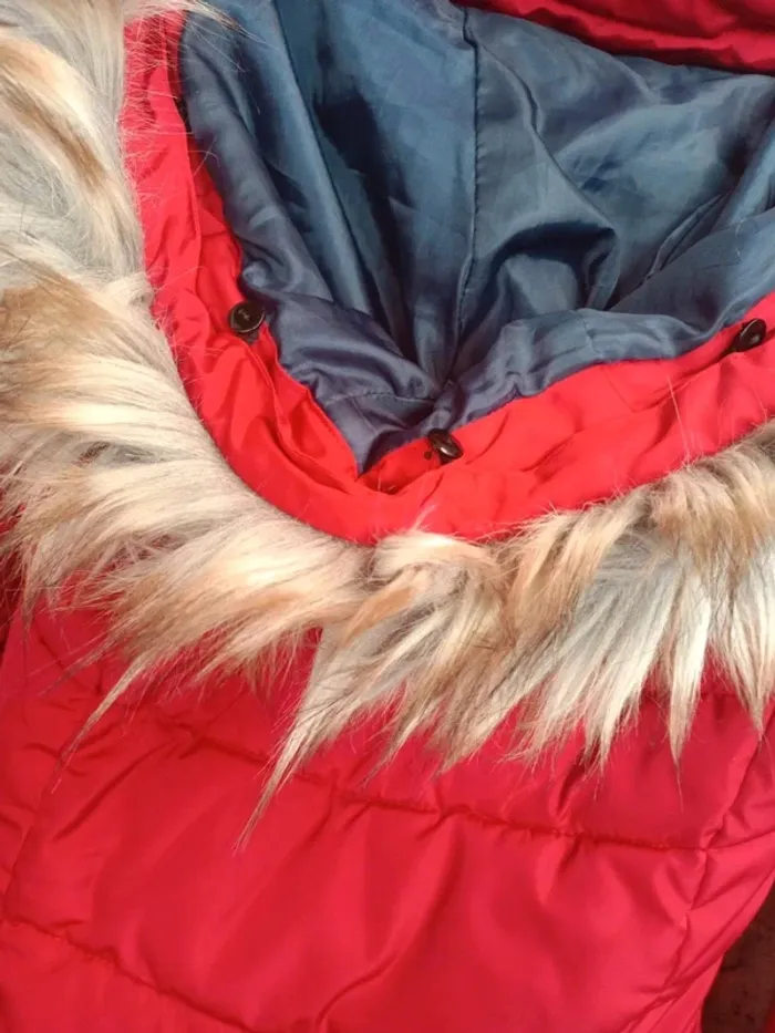 Manteau doudoune très bon état taille 10 ans - photo numéro 8