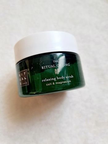 Rituals 💮 un gommage corps relaxing body scrub The Ritual of Jing
