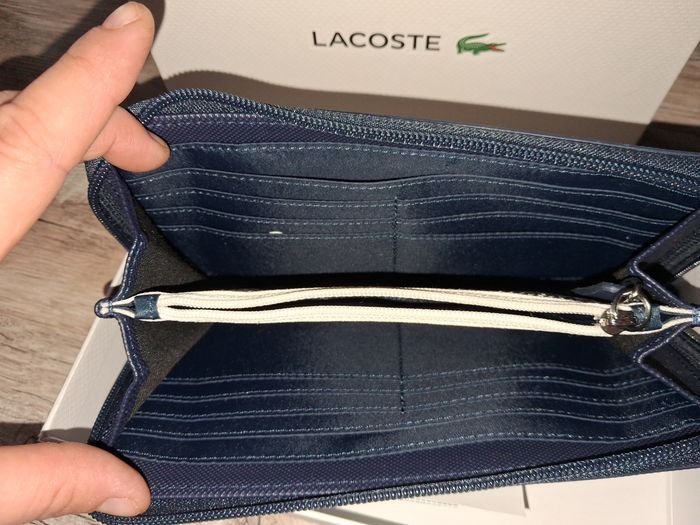 Portefeuille Lacoste avec sa boite - photo numéro 5