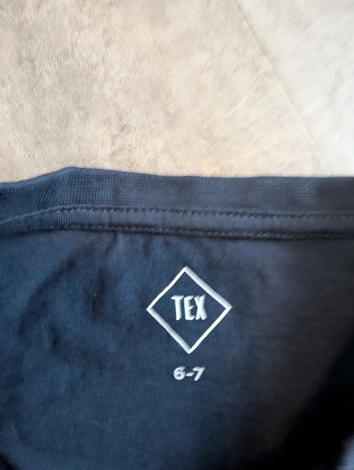 T-shirt à manches longues garçon 6/7 ans NEUF - photo numéro 3