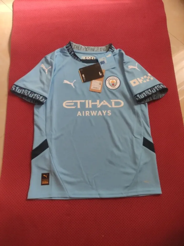 Maillot de foot Manchester City, Puma Authentique Officiel taille enfant 11/12 ans, Neuf