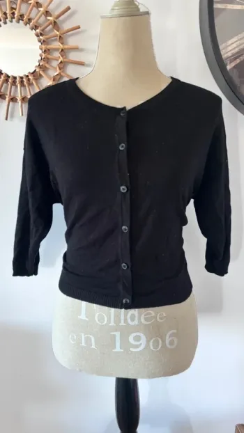 💕 top court manches courtes noires taille 34 XS #jennyfer