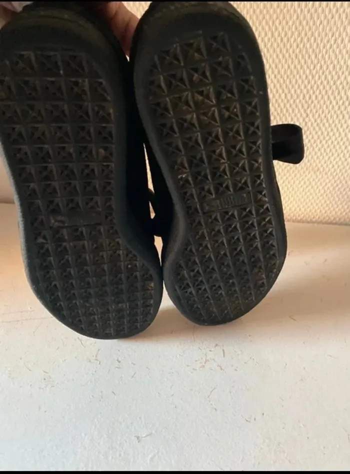 🖤 Baskets Puma noires femme - Pointure 39 🖤 - photo numéro 4