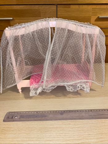 Barbie Mattel poupée lit baldaquin vintage dream glow bed 1985