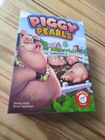 Piggy pearls