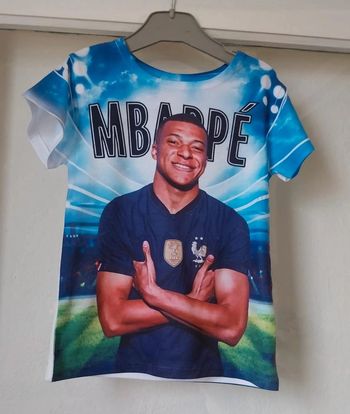 T-shirt Mbappe 4 ans neuf