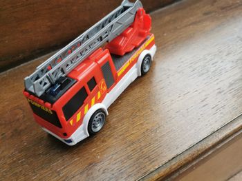 Jouet camion de pompiers Dickie Toys