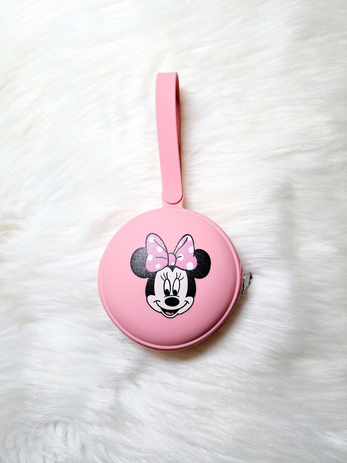 Boite de rangement pour tétine